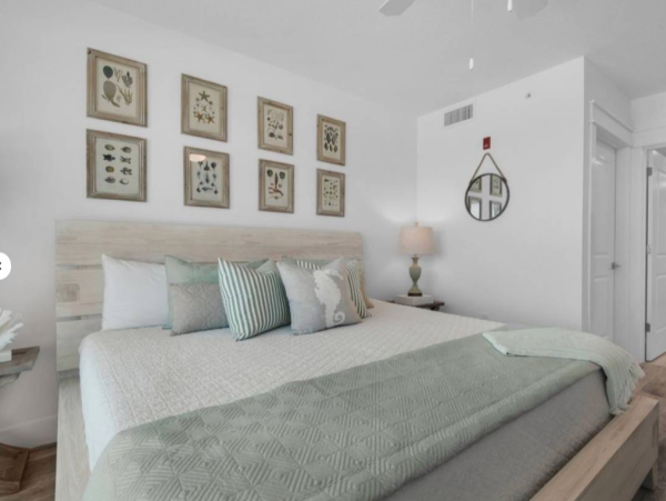 Luxurious Gulf Front Condo on Okaloosa Island - Your Beach Retreat